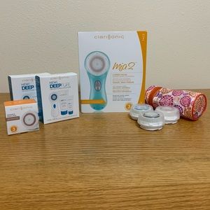 Clarisonic Mia 2 + brush heads + cleansers